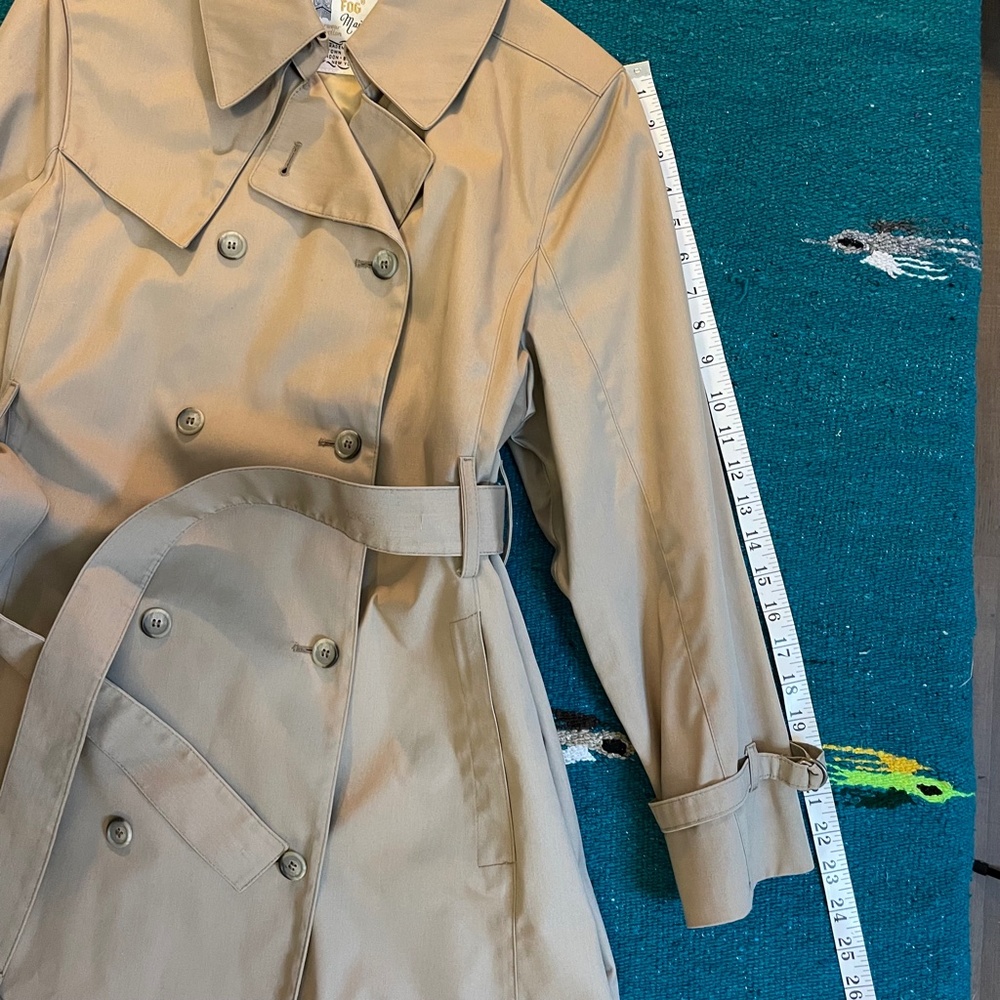 London Fog Vintage Tan Trench Coat Size 12 P - Picture 7 of 9